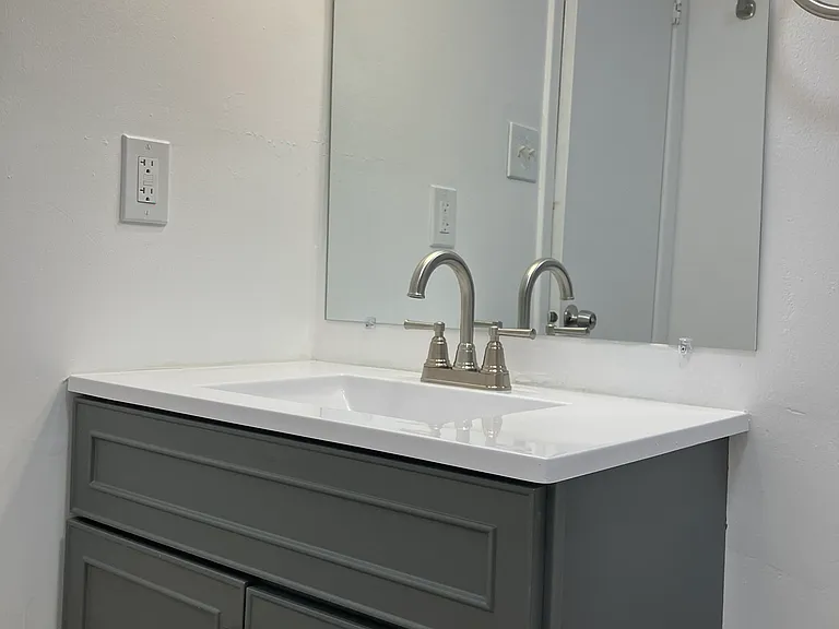 5033 Defford Pl #2B — Photo 2