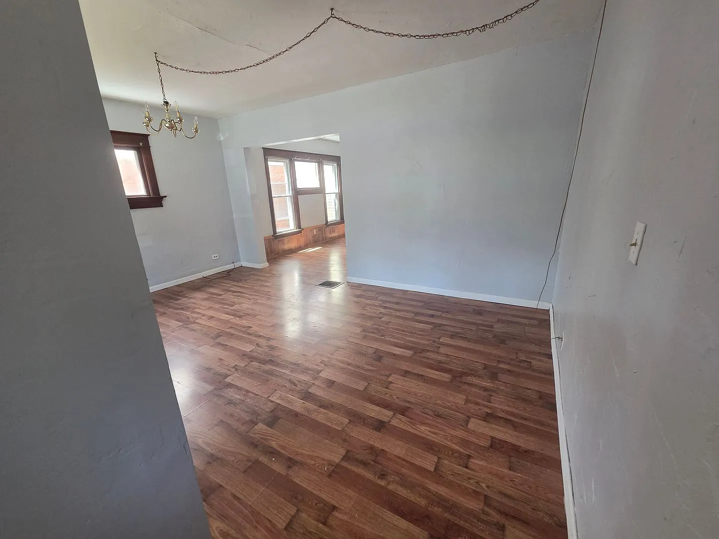 Lower 2 bedroom unit. — Photo 2