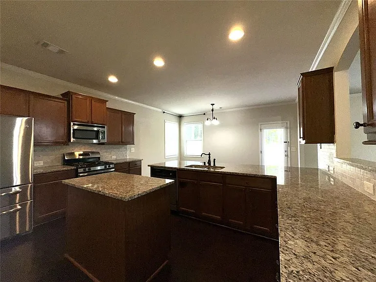 1365 Delo Ln — Photo 9
