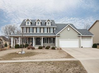 2710 NE Trilein Dr, Ankeny, IA 50021