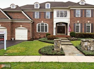 1382 Cameron Heath Dr, Reston, VA 20194