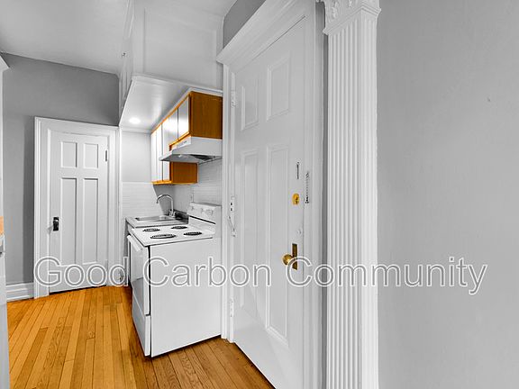 5th image of 377 Elmwood Ave APT 4