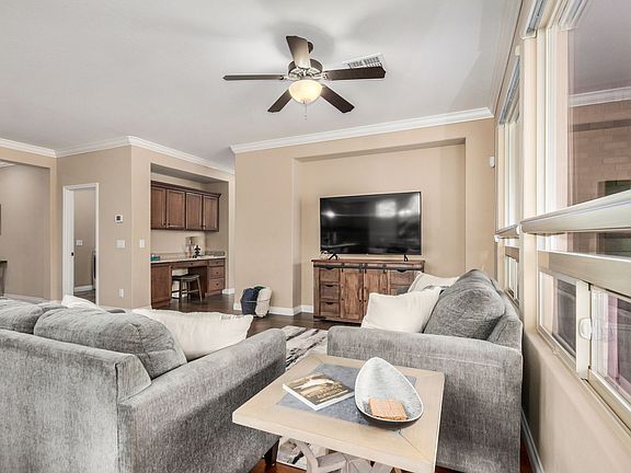 3rd image of 856 E Harmony Way