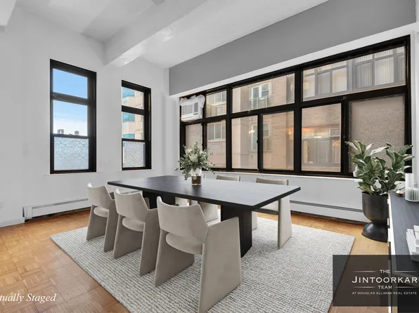 529 West 42nd Street image 1 of 12