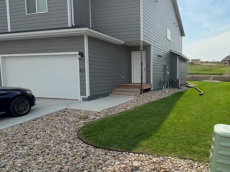 601 Copperfield Dr — Photo 1