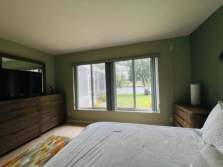 7834 Edgewater Dr — Photo 24