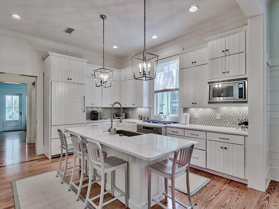 2nd image of 194 Spartina Cir