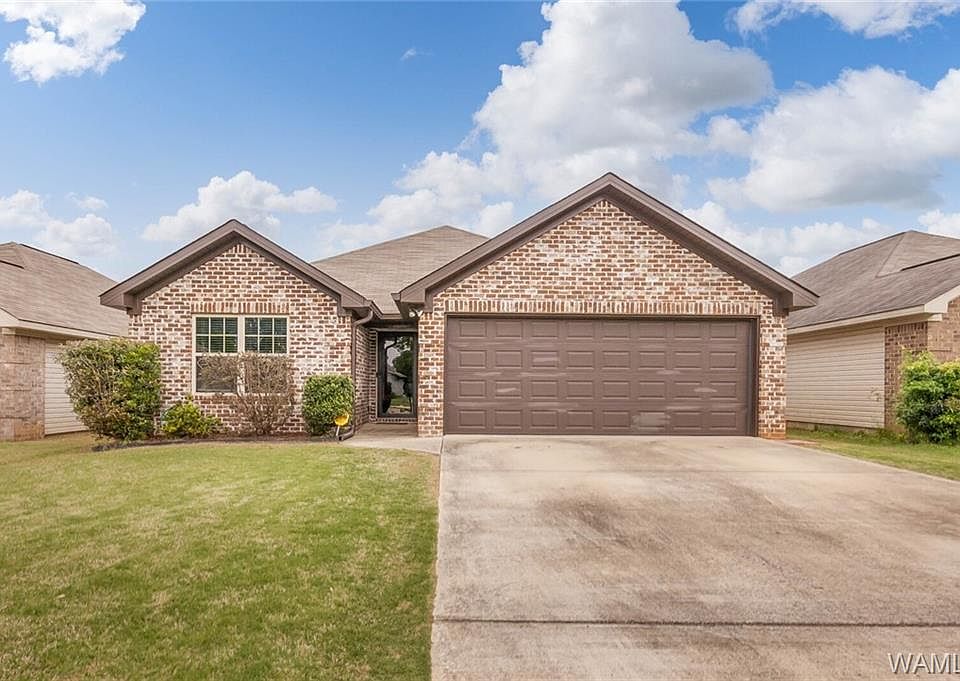 1st image of 125 Bradford Cir