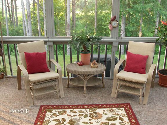 screen porch nice view