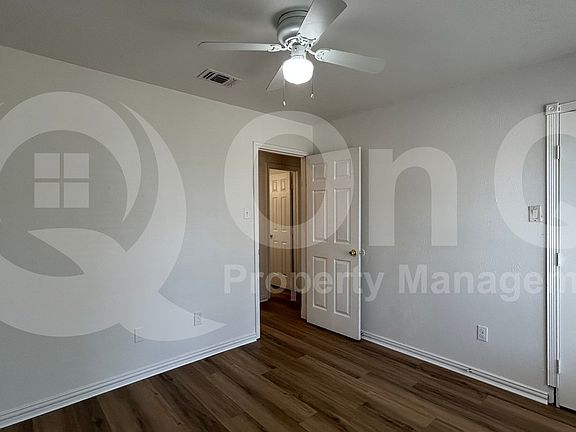 5th image of 807 Cavalier Dr