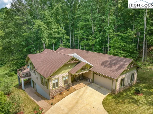 583 Hawthorne Landing, Mountain City, TN 37683
