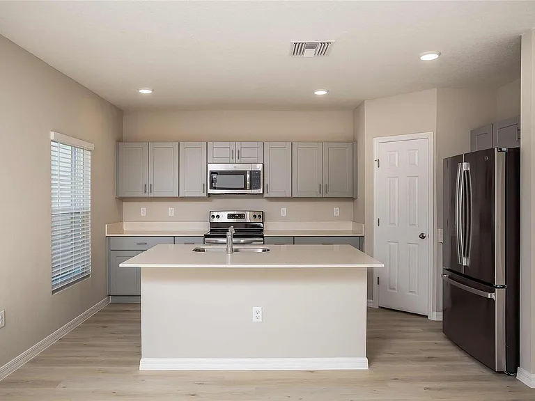12753 Hysmith Loop — Photo 3