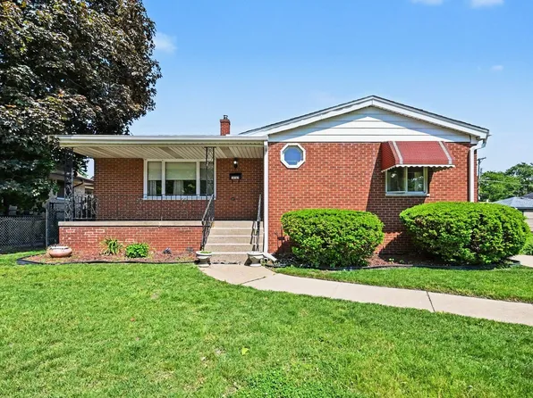 14107 S Mackinaw Ave, Burnham, IL 60633