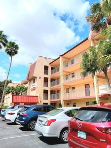 1055 Country Club Drive #301, Pompano Beach, FL, 33063