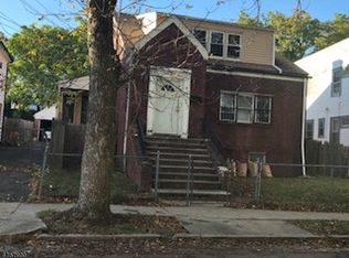 205-207 Eastern Pkway, Newark, NJ 07106