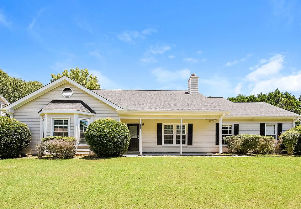 1290 Shamrock Hill Cir