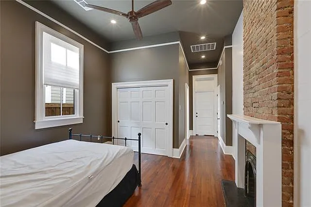 3439 Baronne St — Photo 8