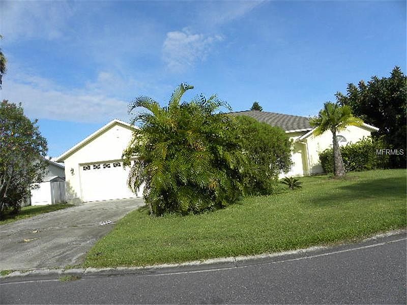 1st image of 1467 Sophie Way