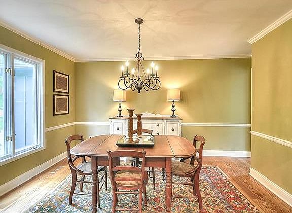 4th image of 4013 NE Woodridge Dr