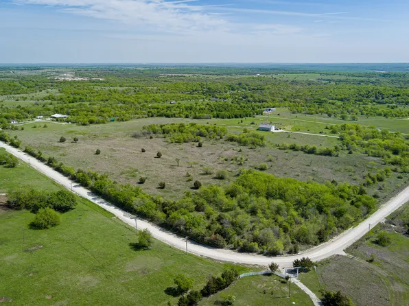 7 County Road 410, Gainesville, TX 76240