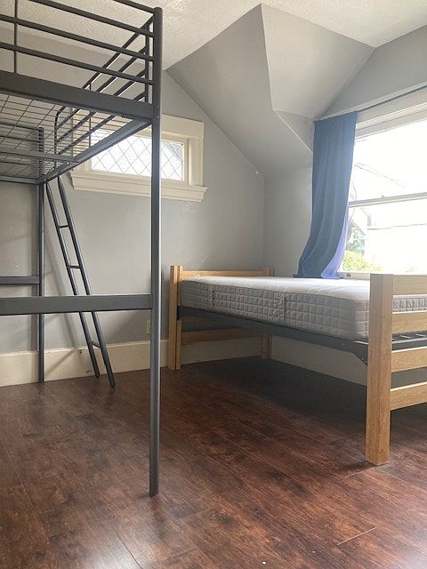 front bedroom as double