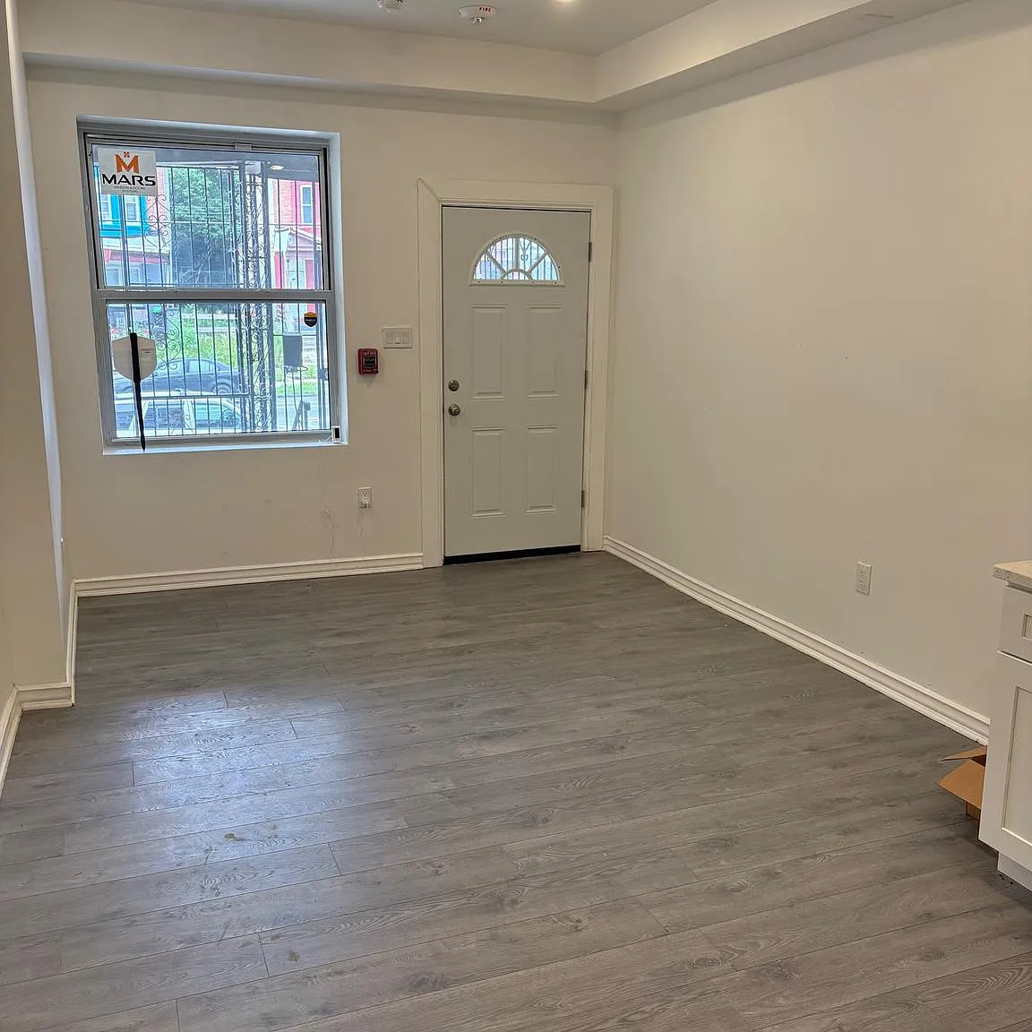 2 bed, 2456 sqft, $1,470 — Photo 2