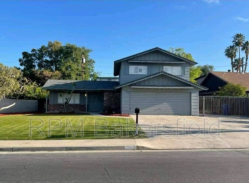 1st image of Z4104 Glenbrook Ave