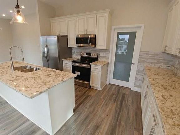 5th image of 6037 Warrington Dr