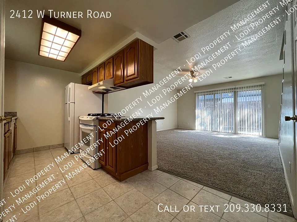 2412 W Turner Rd