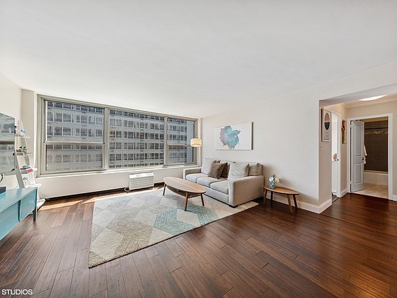 4th image of 3600 N Lake Shore Dr APT 1705