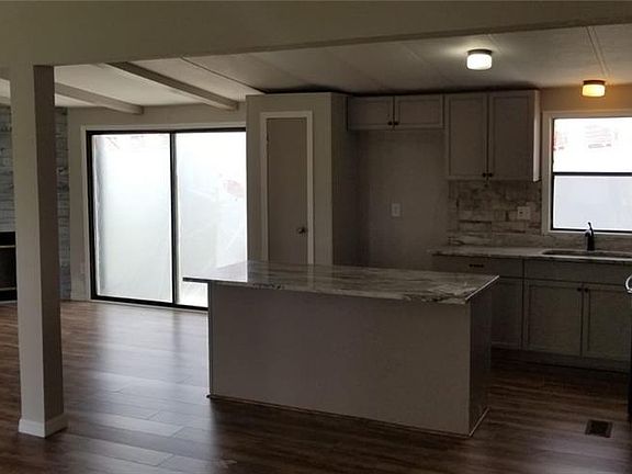 4th image of 1064 Mary Frances Dr