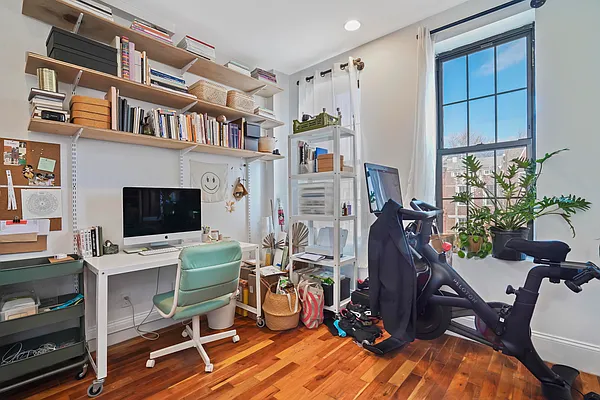 Rented by Daniel Gale Sotheby's International Realty | media 21