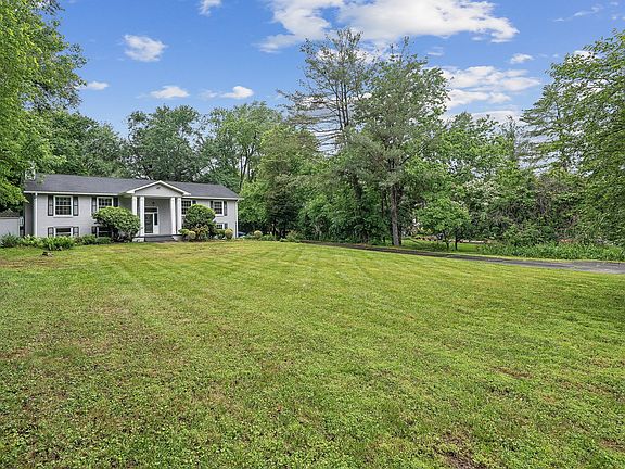 2nd image of 9239 Vernon Dr
