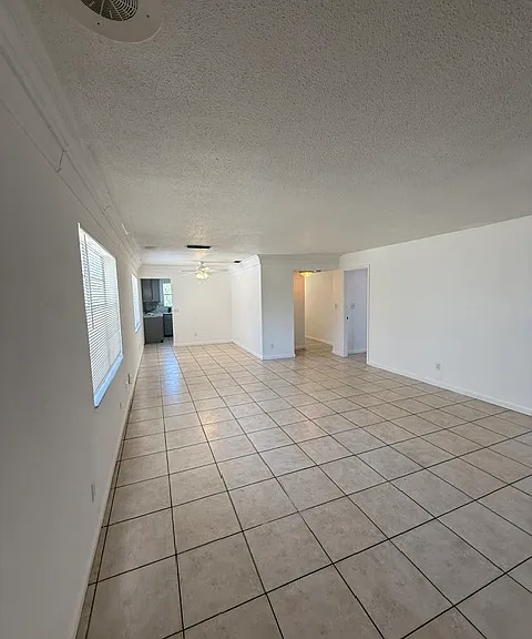 1020 N 18th Ct #201 — Photo 8