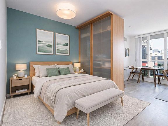 4th image of 63 Keefer Pl #1703