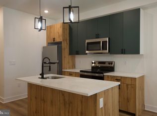 1224 W Silver St #1, Philadelphia, PA 19133