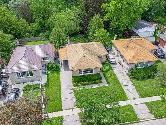 3rd image of 50 Celeste Dr