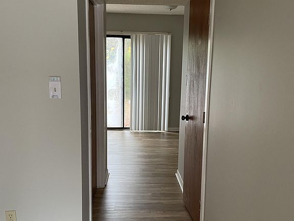 3rd image of 1051 3rd St SE #1