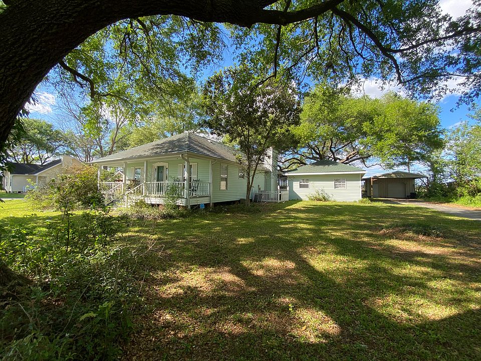 2nd image of 8114 Section Rd