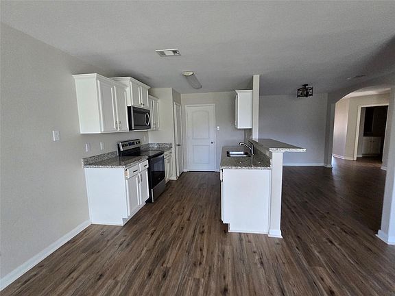 3rd image of 22619 Guncotton Ave