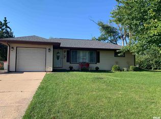 2607 W Westport Rd, Peoria, IL 61615