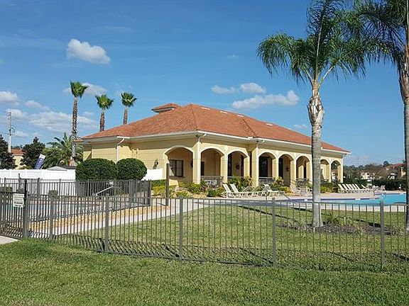 4th image of 423 Cinnamon Dr