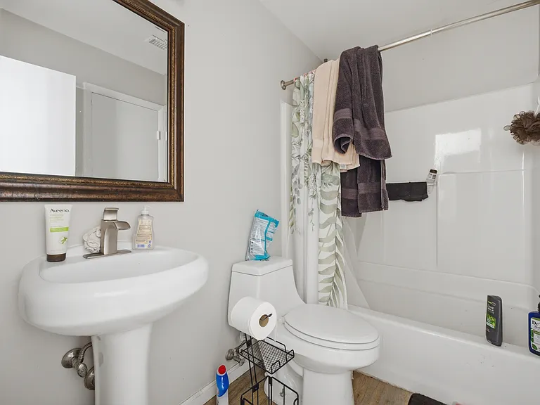 13409 Oakleaf Ct — Photo 2