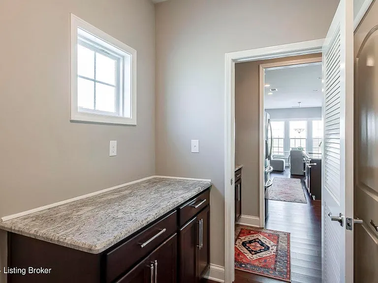 107 Irondale Ct — Photo 30
