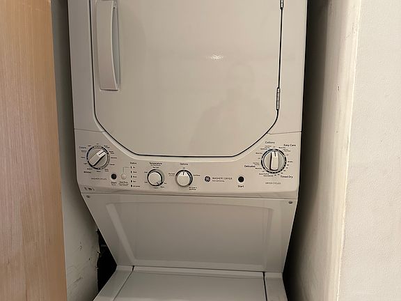 3rd image of 1430 S Michigan Ave APT 403