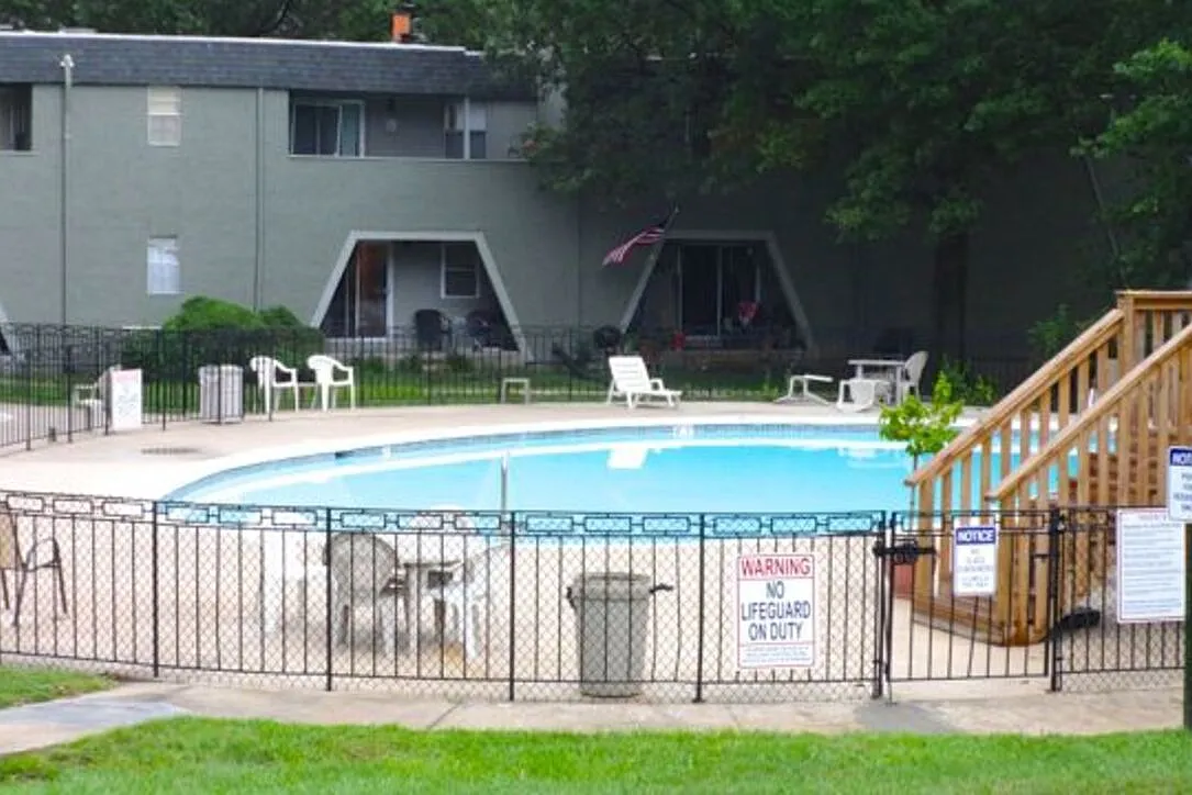 Clines — Photo 4