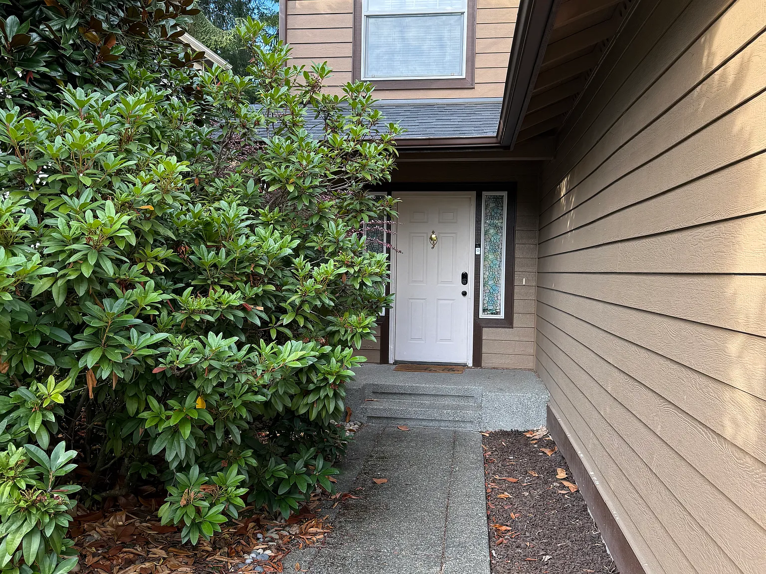 4 bed, 2.5 bath, 1906 sqft, $3,550 — Photo 2