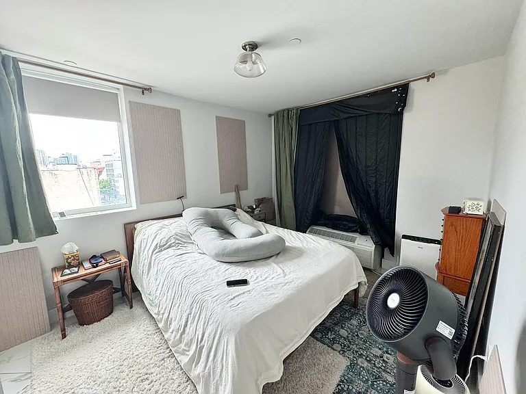 977 Manhattan Ave #6A — Photo 3