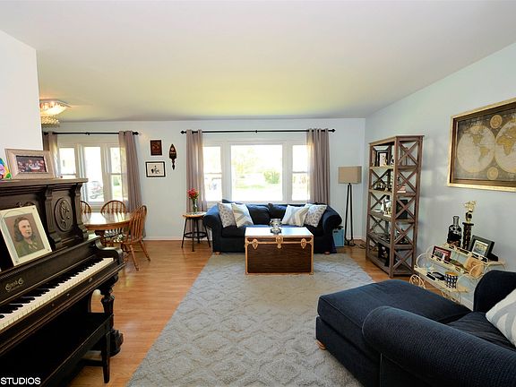 2nd image of 1491 Davine Dr