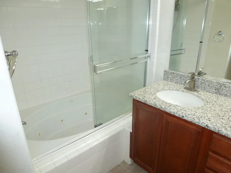 1668 Spicewood Cir — Photo 12